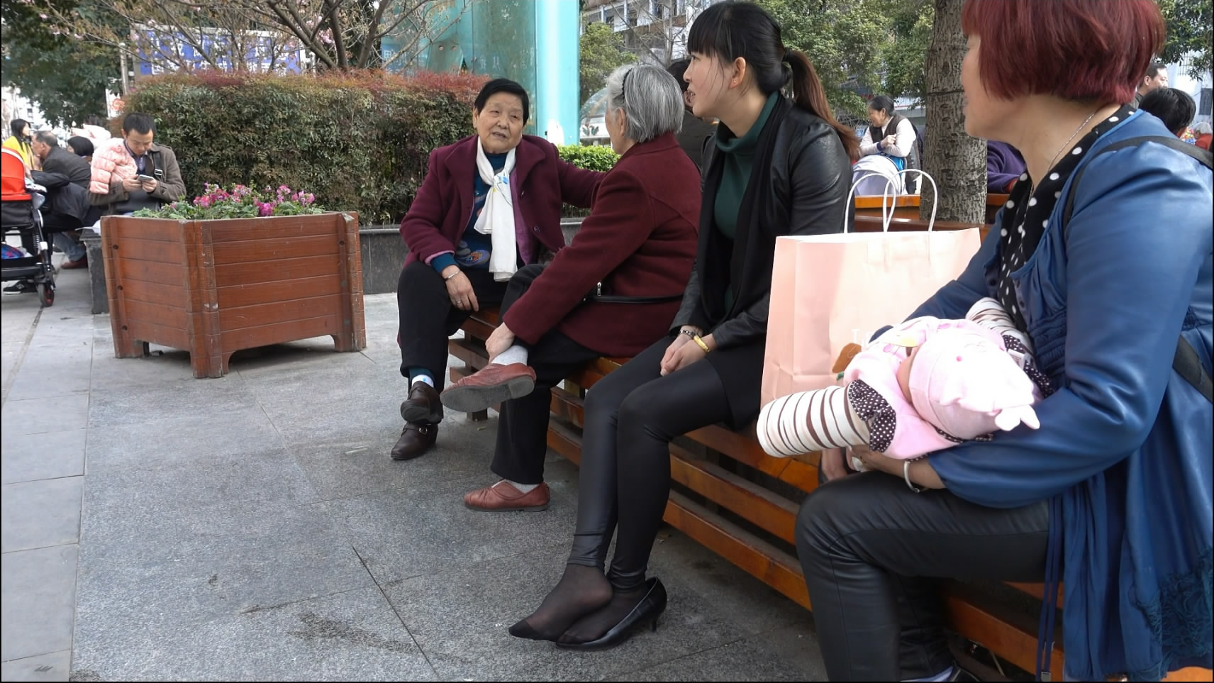 streetsnapnylon[00 01 20][20181205 214003 3]